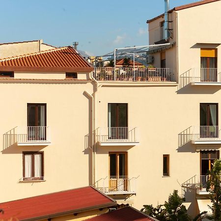 Luxury&Romantic Apartment With Balcony In Sorrente Extérieur photo