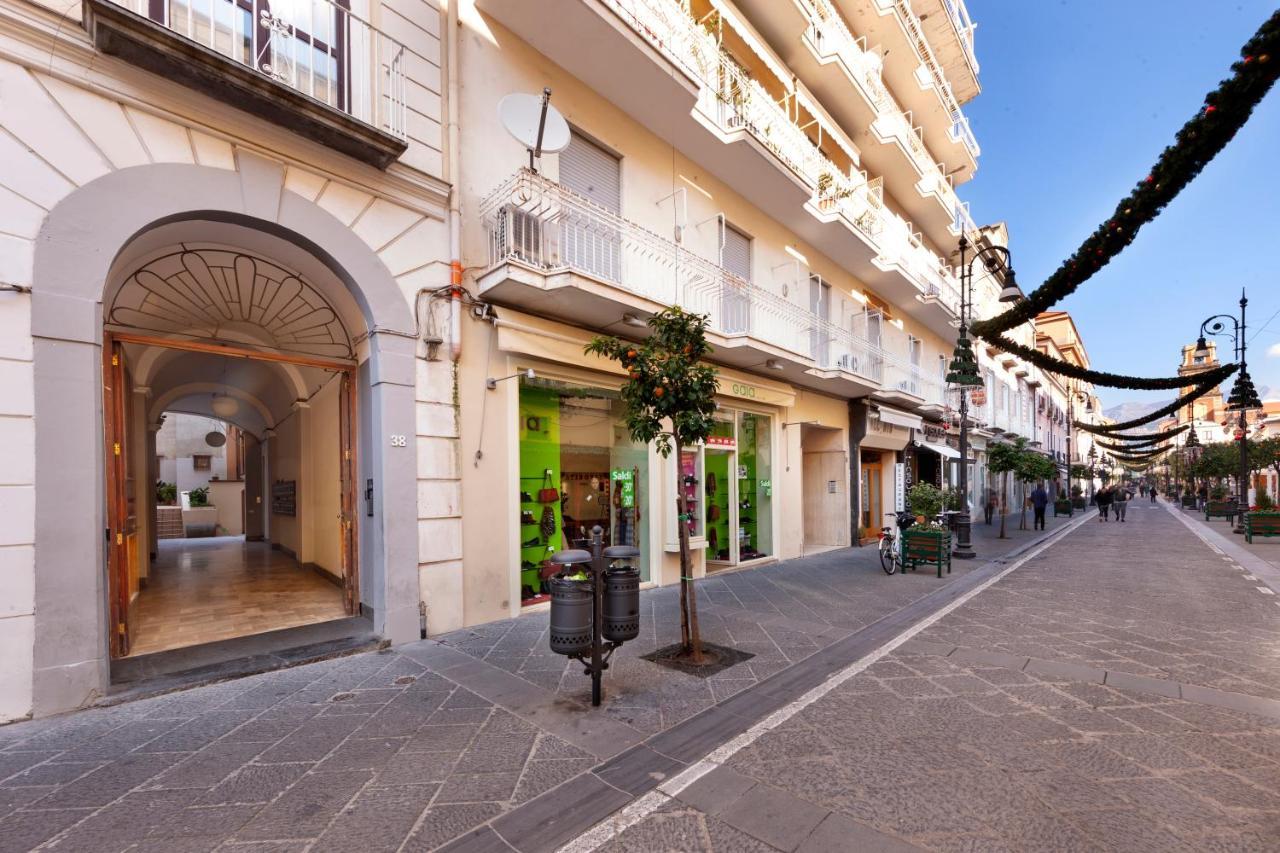 Luxury&Romantic Apartment With Balcony In Sorrente Extérieur photo